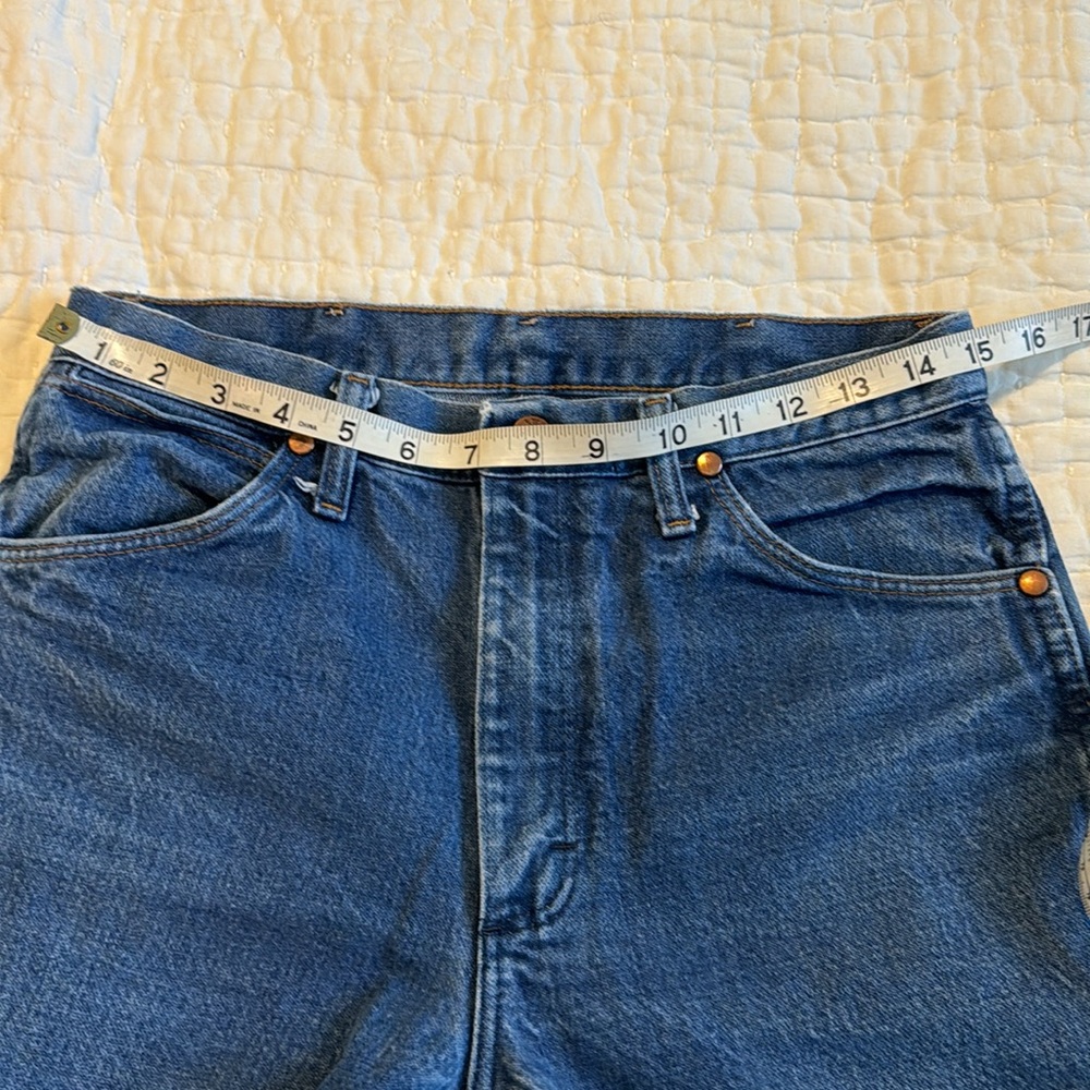 Vintage Wrangler jeans size 30 x 33 - Picture 12 of 14